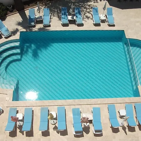 Holiday Güzelçamlı