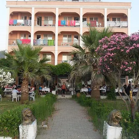 Otel Holiday *