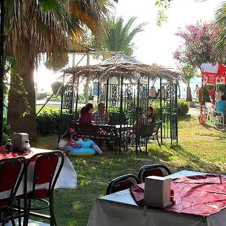 Otel Holiday